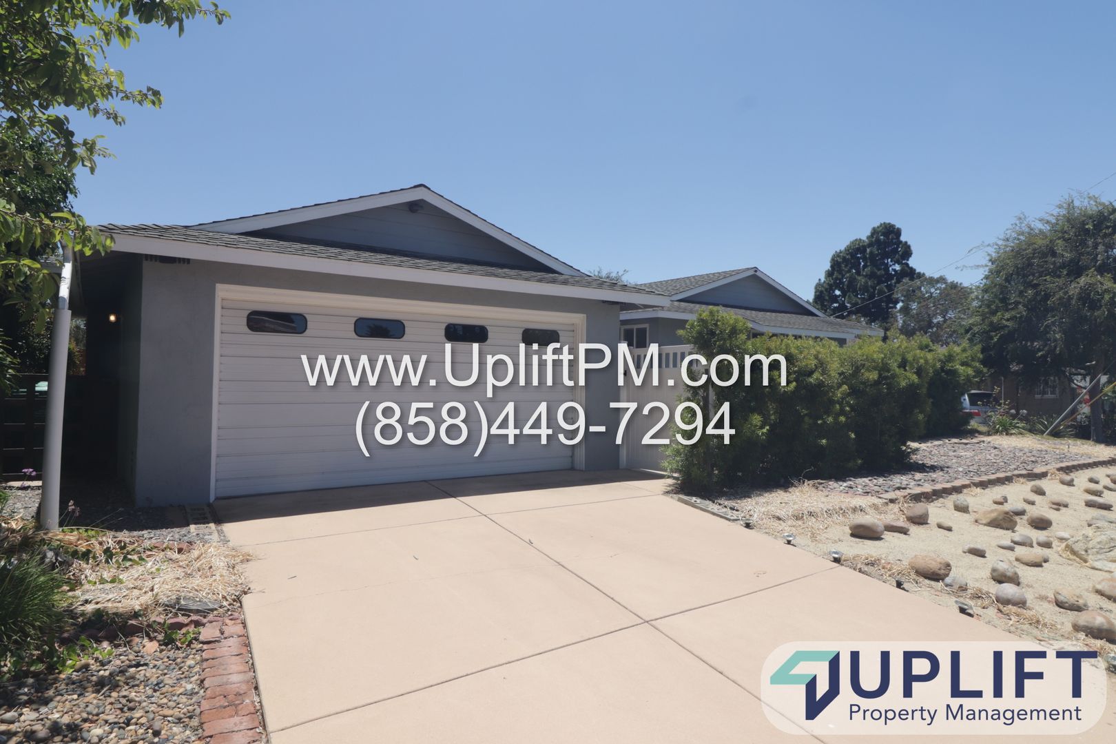 3 Bed 2 Bath Home! Move In Special $1,000 Off First Months Rent