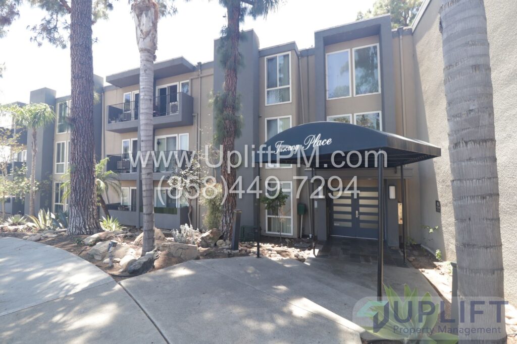 Upper Corner 1 Bed, 1 Bath Condo in Tuscany Place
