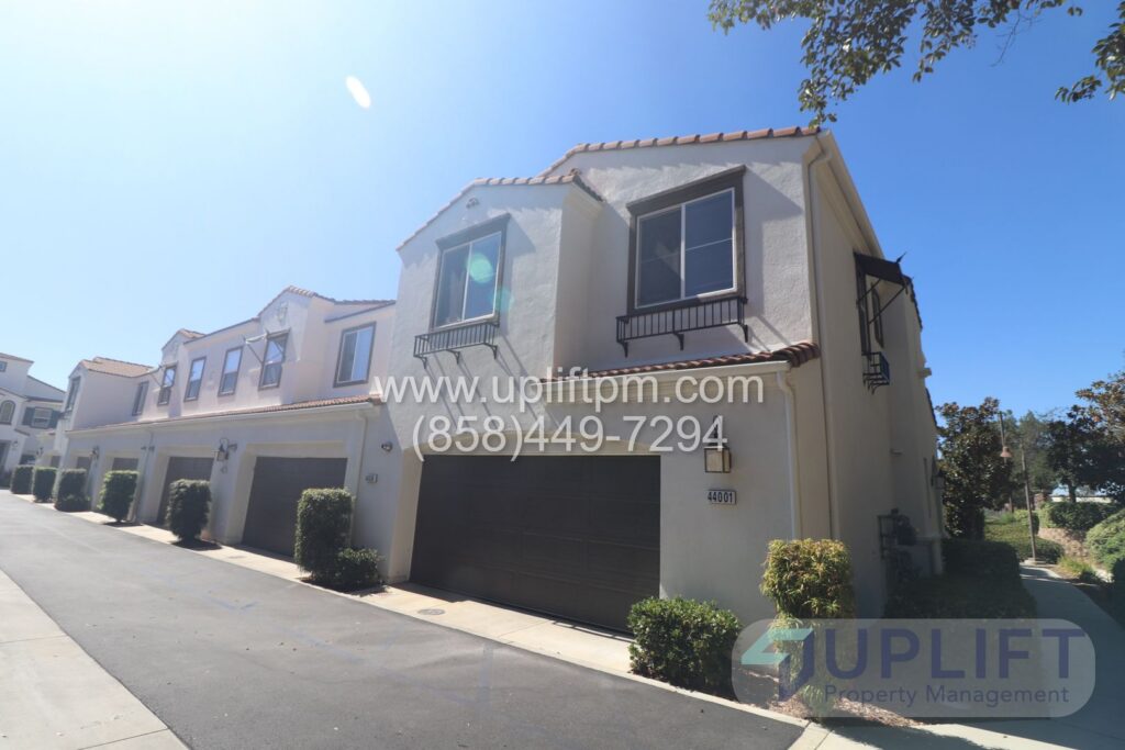 Spacious 3-Bedroom Temecula Home with 2-Car Garage