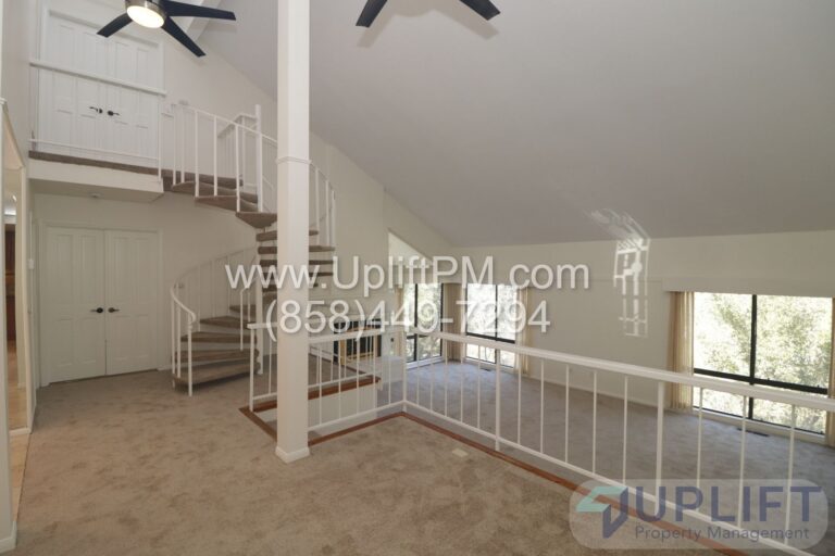Spacious 2-Bedroom Home with High Ceilings & Large Balcony in Ramona